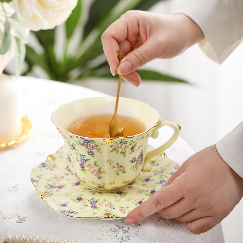 Country Roses Bone China Tea Cup and Saucer Set 6 Pieces Vintage Style For Women and Tea Parties