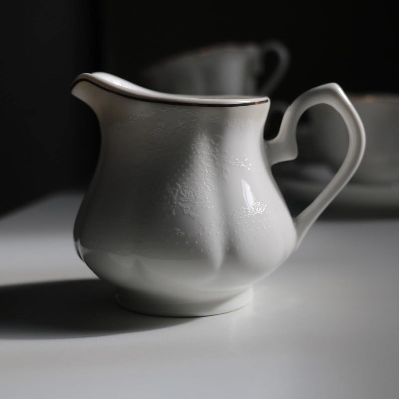 15pcs Porcelain Tea sets for Adults Emed Pattern with Golden Trim A set Included 1 Teapot 1 Sugar Bowl 1 Cream Pitcher 6 Cups and 6 Saucers, Tea Pot And Cup Set, Chinese Tea Ware, Tea Cup Set with Tray, Tea Cups Set, Tea Set with Pot, Home Tea Party,