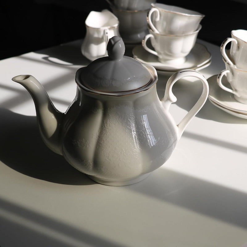 15pcs Porcelain Tea sets for Adults Emed Pattern with Golden Trim A set Included 1 Teapot 1 Sugar Bowl 1 Cream Pitcher 6 Cups and 6 Saucers, Tea Pot And Cup Set, Chinese Tea Ware, Tea Cup Set with Tray, Tea Cups Set, Tea Set with Pot, Home Tea Party,